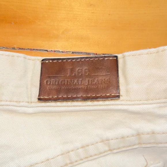 Vintage Lee's khaki jeans! - Picture 3 of 4